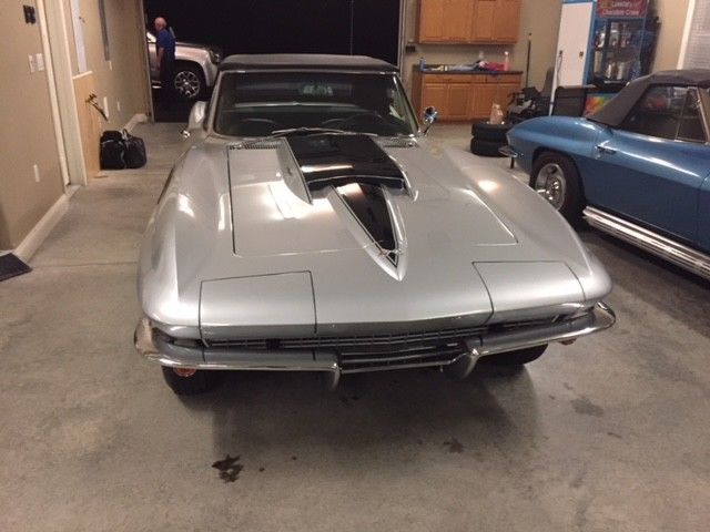 1967 Chevrolet Corvette Convertible - photo 2