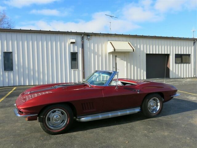 1967 Chevrolet Corvette Convertible, 621hp 4-Speed - photo 4