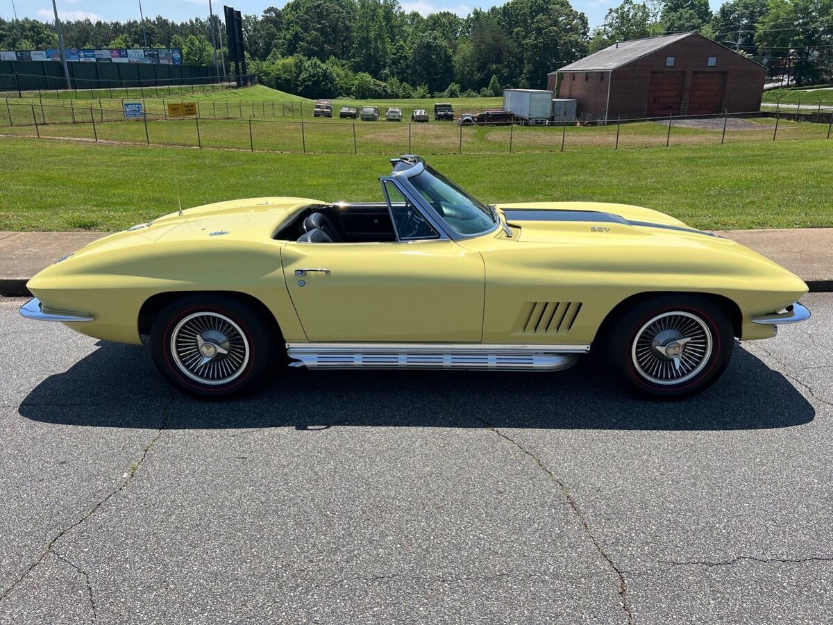 1967 Chevrolet Corvette - photo 2