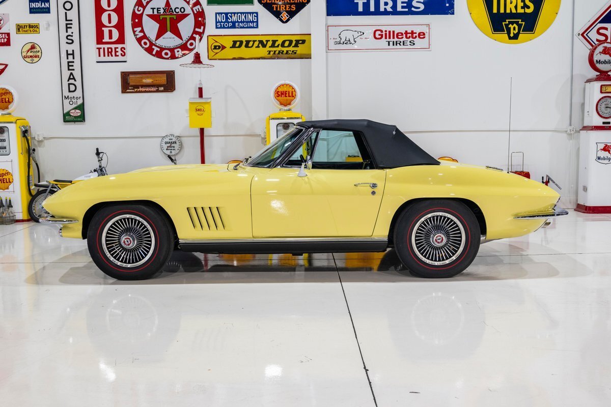 1967 Chevrolet Corvette Convertible - photo 6