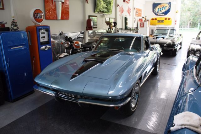 1967 Chevrolet Corvette Coupe, 427ci/ 390hp, 4 speed, Fully Documented, Nice car 1967 Chevrolet Corvette