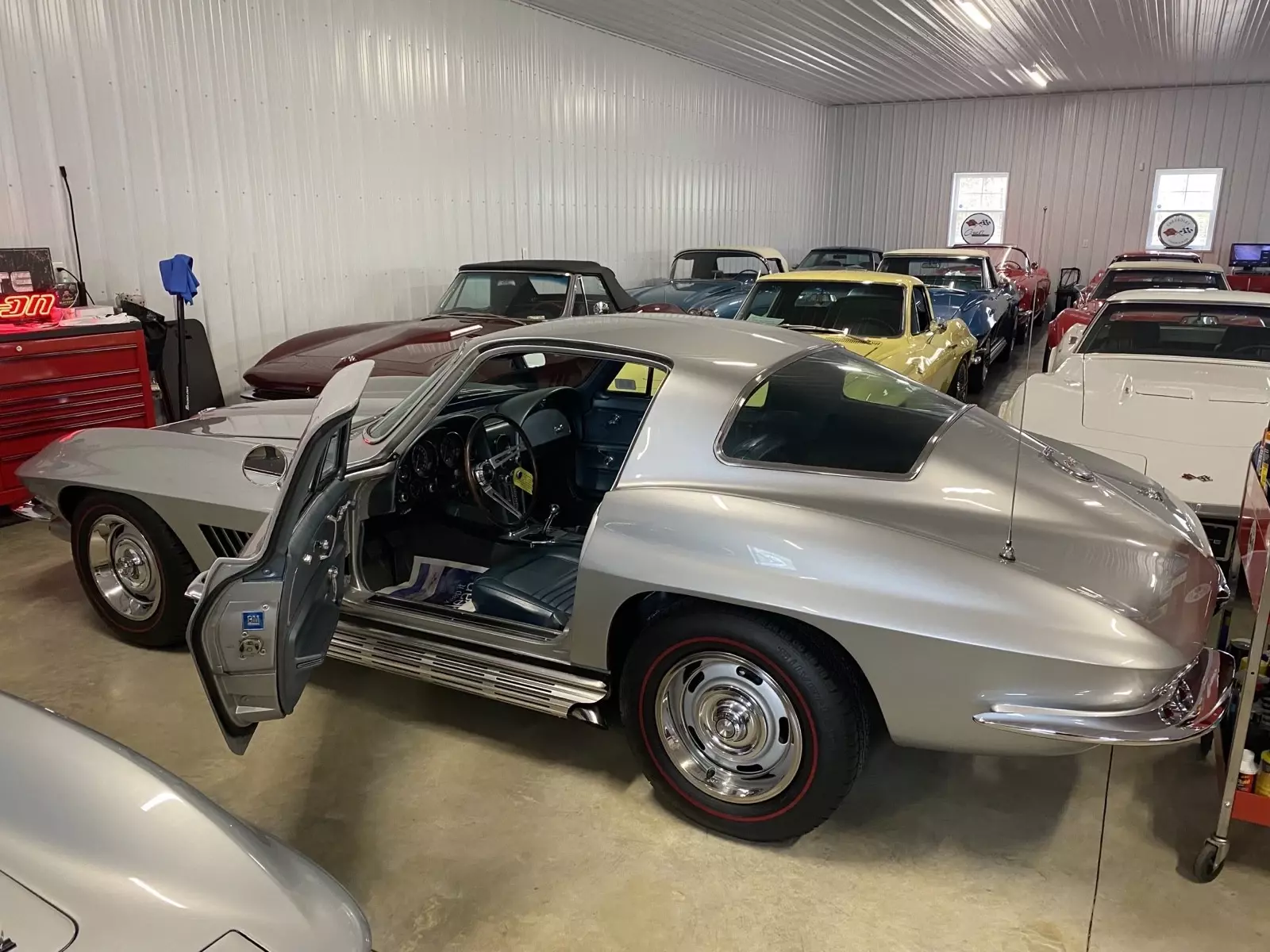 1967 Chevrolet Corvette Silver/Teal - photo 11