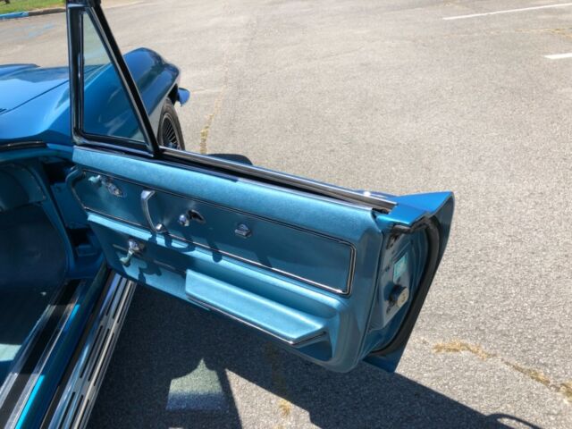 1967 Chevrolet Corvette CONVERTIBLE - photo 13