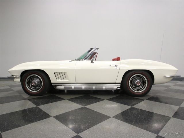 1967 Chevrolet Corvette L68 Convertible - photo 2
