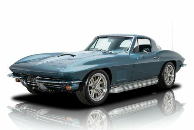 1967 Chevrolet Corvette Lyndale Blue Coupe 383 V8 4 Speed Manual 1967 Chevrolet Corvette --