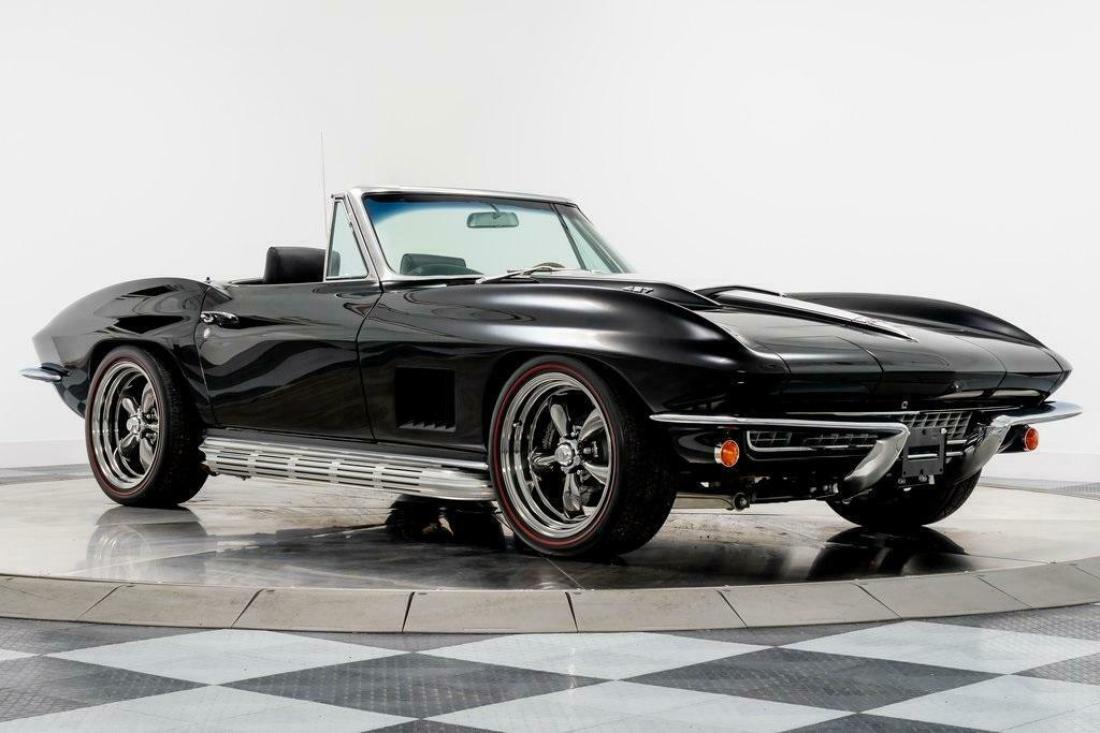 1967 Chevrolet Corvette Restomod - photo 2