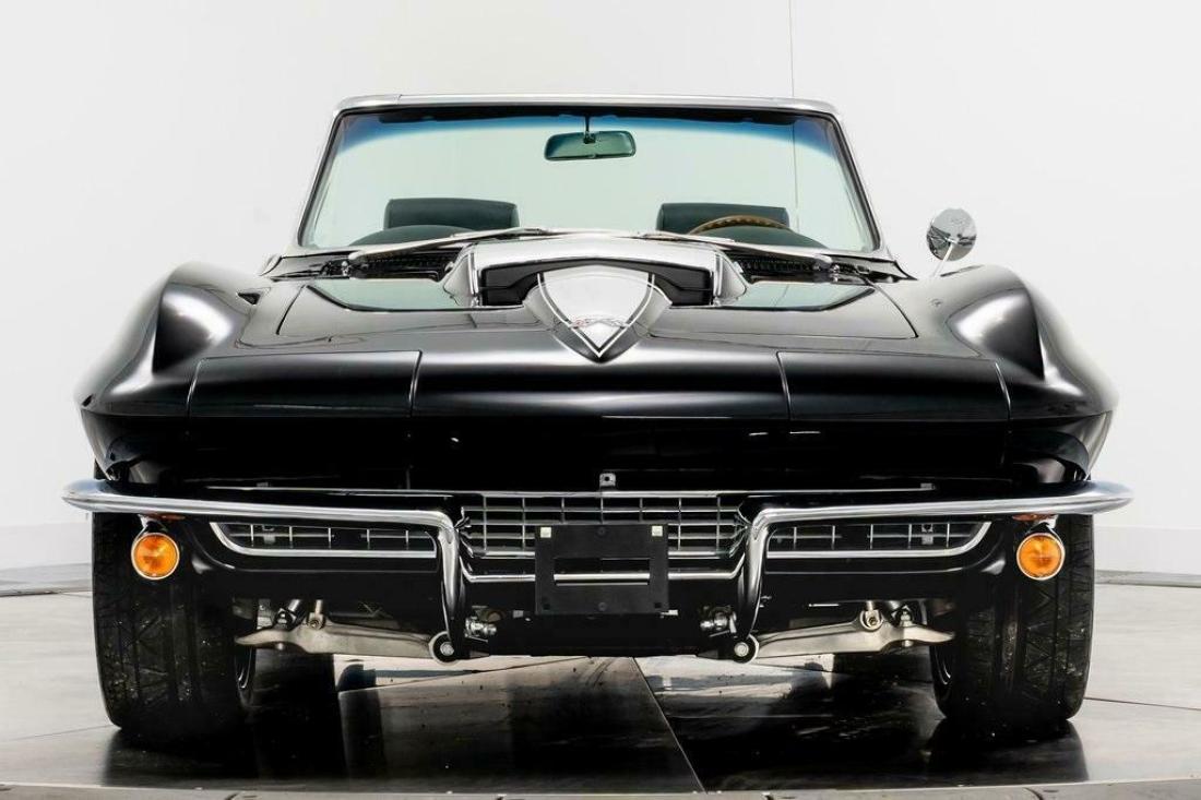 1967 Chevrolet Corvette Restomod - photo 3