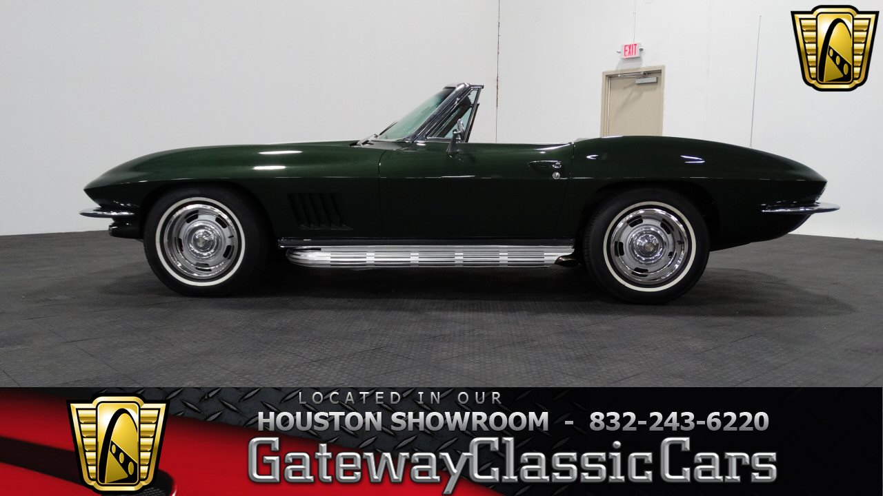 1967 Chevrolet Corvette Stingray 1200 Miles Dark Green Convertible 427 CID 400hp 1967 Chevrolet Corvette Stingray