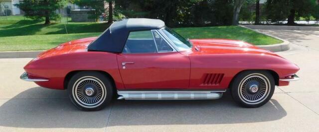 1967 Chevrolet Corvette STINGRAY - photo 12