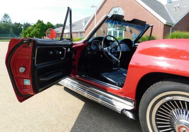 1967 Chevrolet Corvette STINGRAY - photo 9