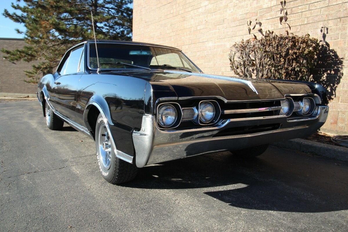 1967 Oldsmobile Cutlass S - 4 Speed - photo 8