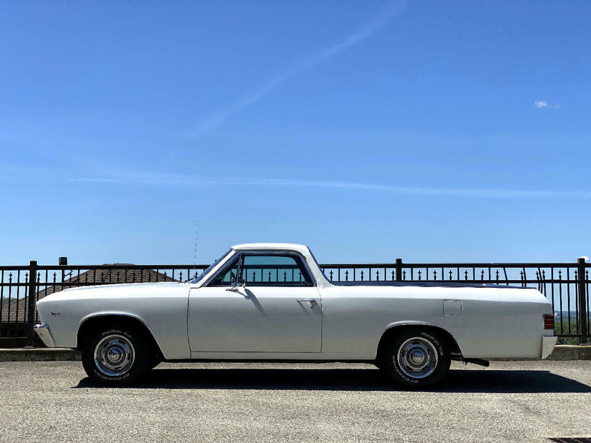 1967 Chevrolet El Camino - photo 2