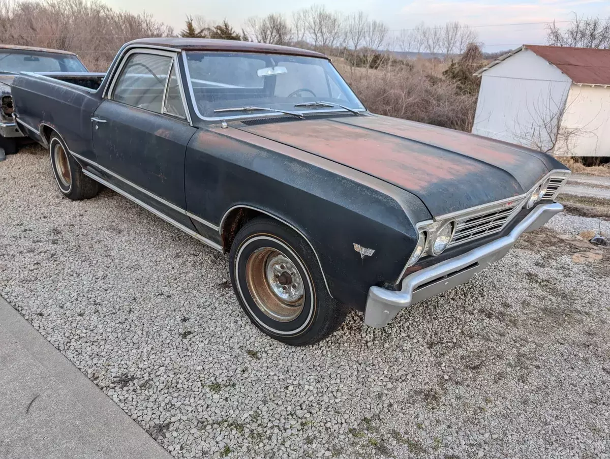 1967 Chevrolet El Camino - Deepwater Blue 1967 Chevrolet El Camino Malibu Deluxe Trim Package