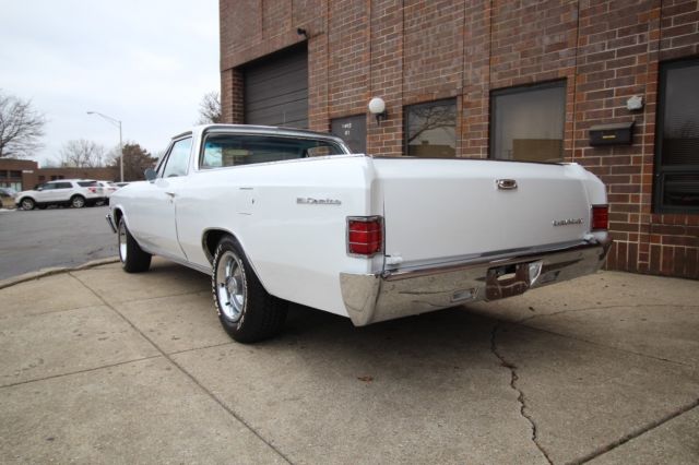 1967 Chevrolet El Camino - Factory 396 - 4spd - W/ Bucket Seats - photo 4