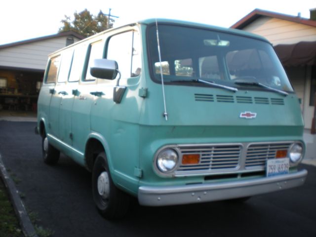 1967 Chevrolet G20 Van Sportvan 108" wheel base - photo 2