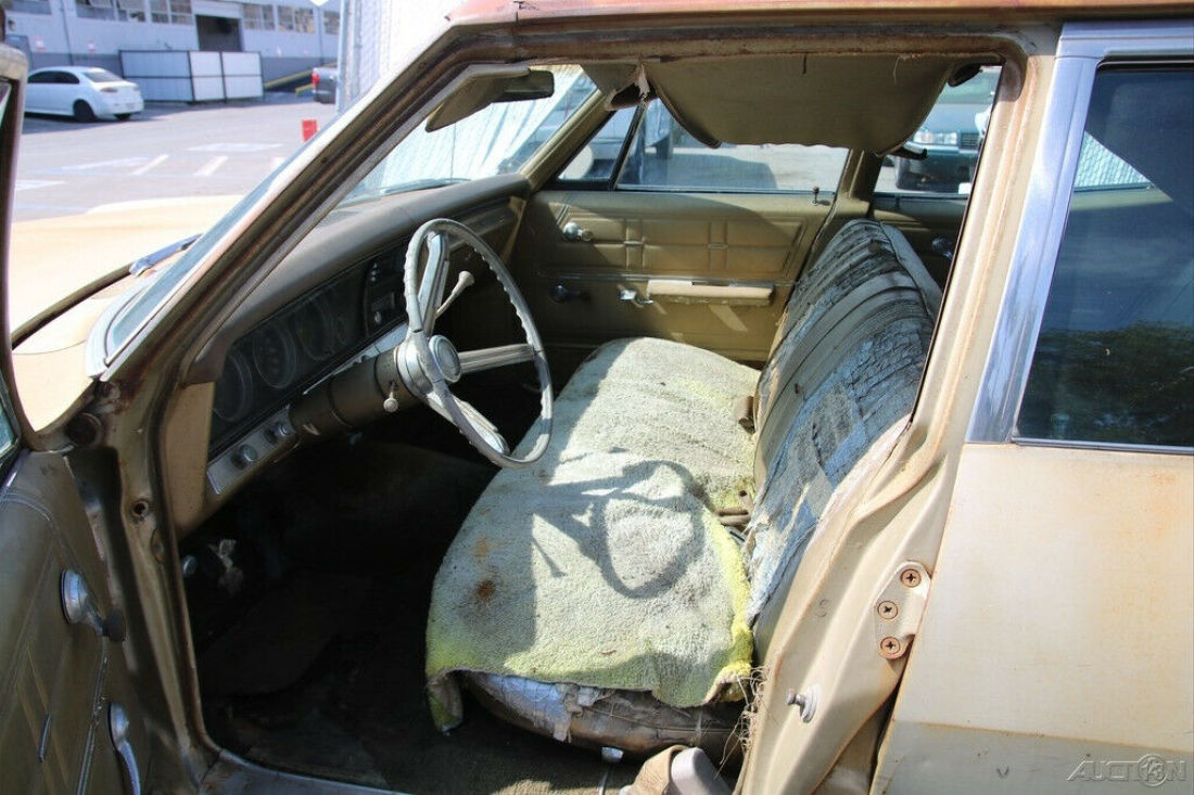 1967 Chevrolet Impala - photo 10