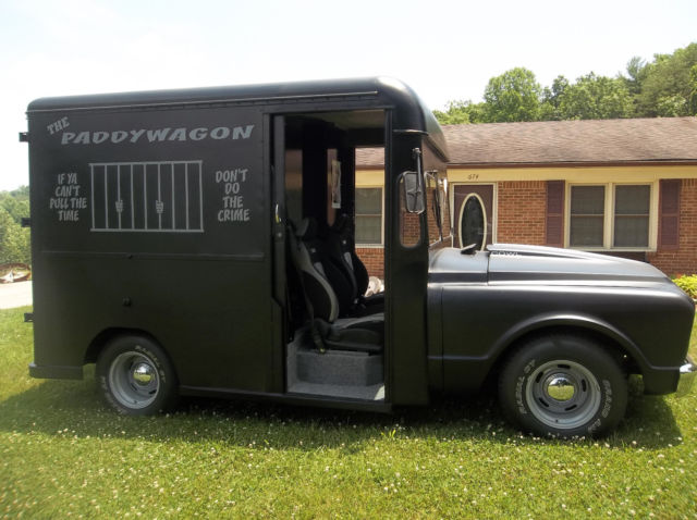 1967 Chevrolet C-10 2 door van - photo 2