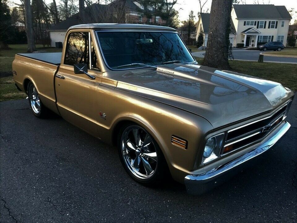 1967 Chevy C10 Short Bed Pickup LS Fuel Injected Engine 1967 Chevrolet C-10 CST