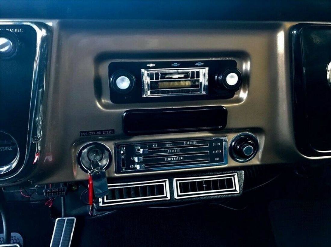 1967 Chevrolet C-10 CST - photo 12