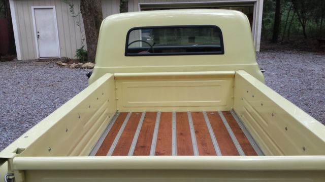 1967 Chevrolet C-10 2 door short box stepside - photo 6