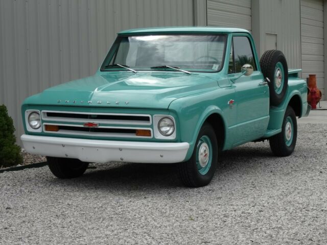1967 Chevrolet C-10 - photo 2