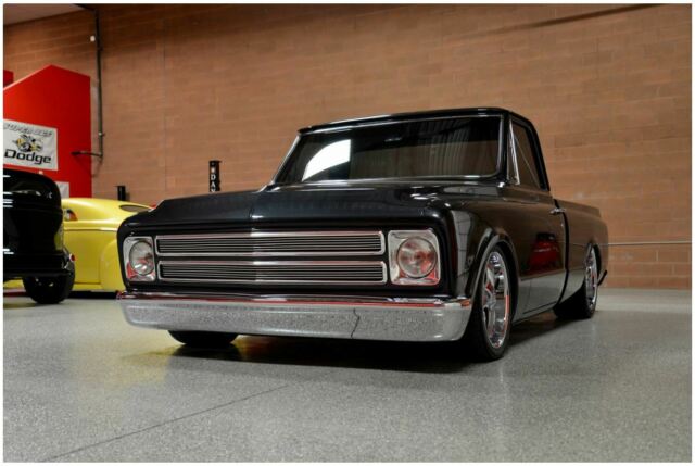 1967 Chevrolet C-10 Custom - photo 6