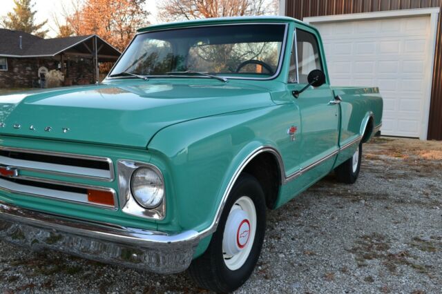 1967 Chevrolet C-10 CST - photo 3