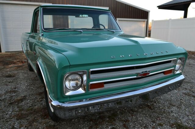 1967 Chevrolet C-10 CST - photo 4