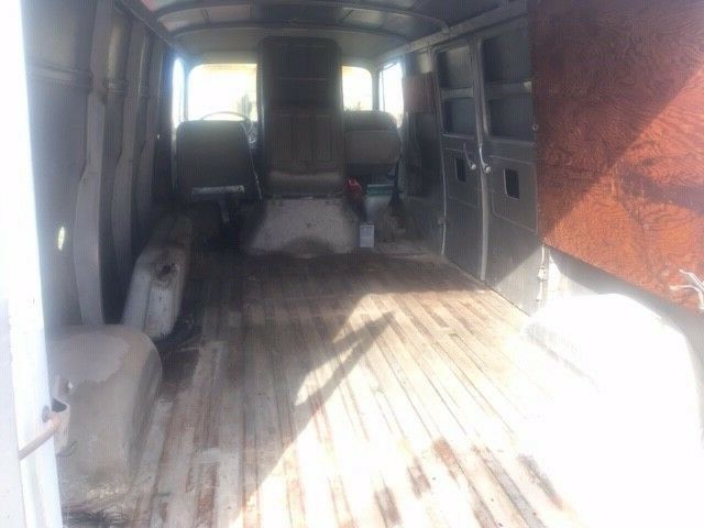 1967 Chevrolet G20 Van - photo 10