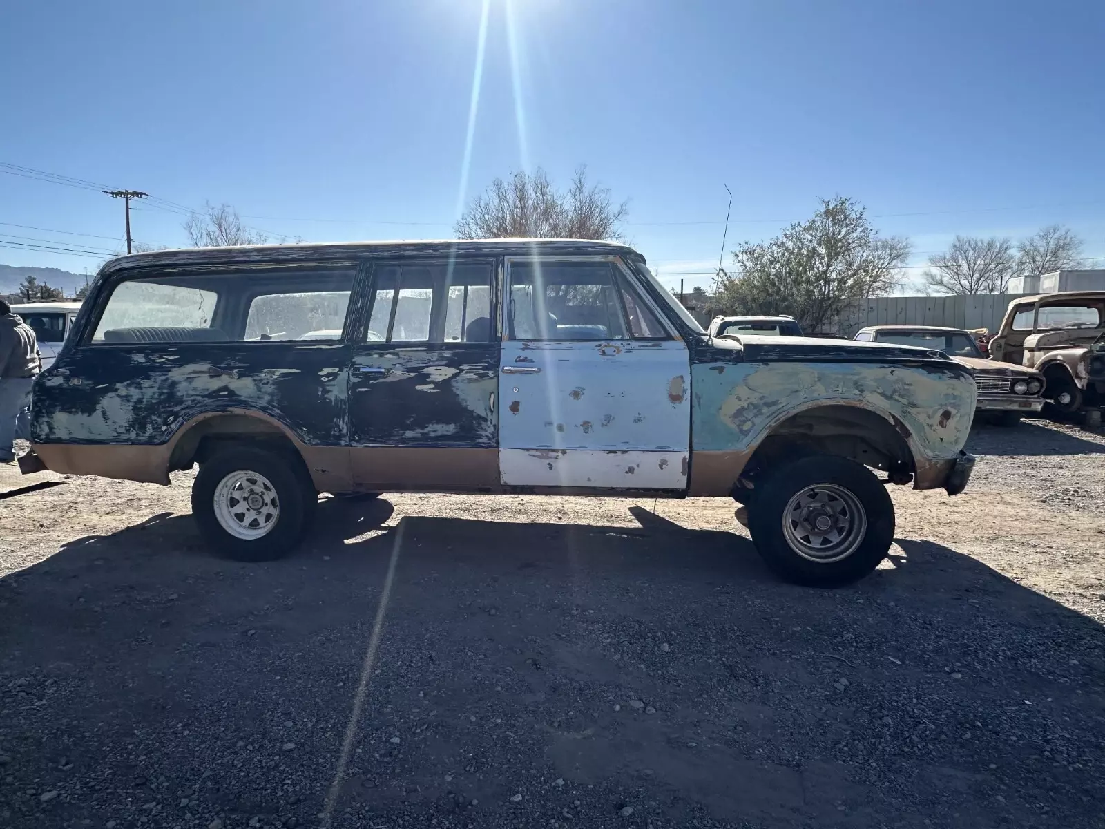 1967 Chevrolet Suburban - photo 4