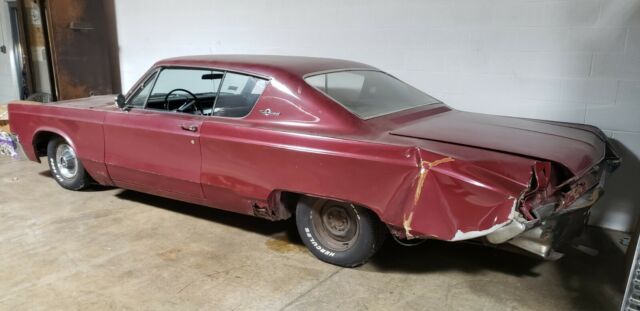 1967 Chrysler 300 Series - photo 3