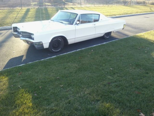 1967 Chrysler 300 440 & 727, Luxurious Hot Rod, Daily Driver - photo 4