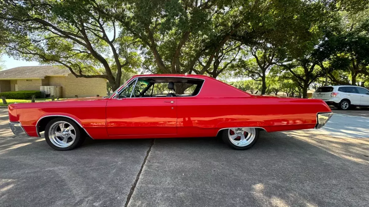 1967 Chrysler 300 440 Dual Carbs 2 door Coupe 1967 Chrysler 300 Series