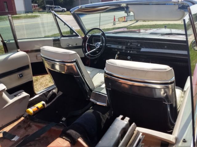 1967 Chrysler 300 Series - photo 9