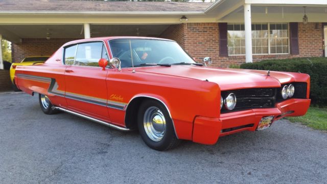 1967 Chrysler 300 Series - photo 8