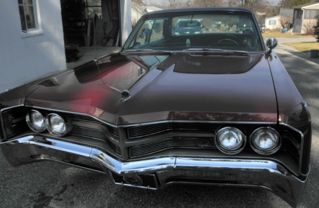1967 Chrysler 300 Series - photo 4