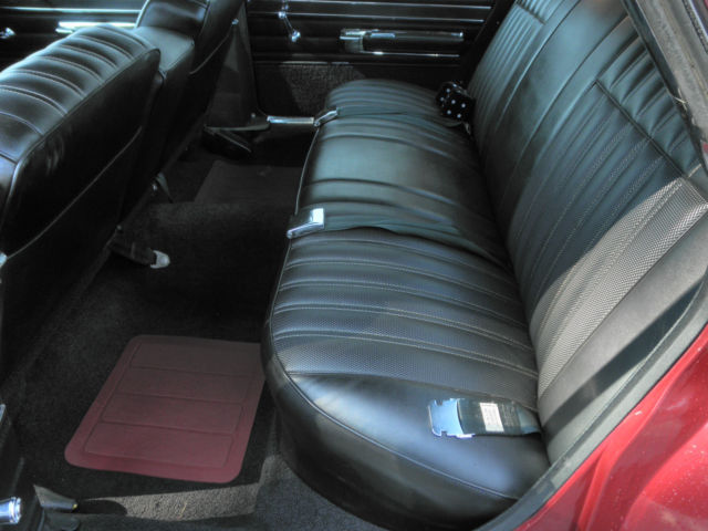 1967 Chrysler 300 Series - photo 8