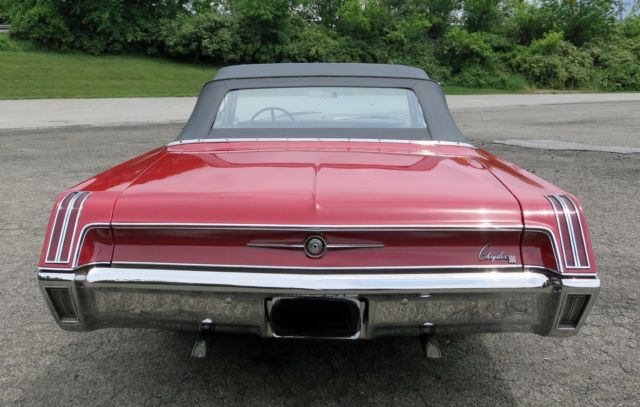 1967 Chrysler 300 Series - photo 8