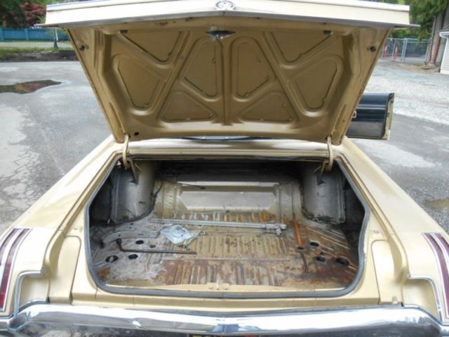 1967 Chrysler 300 Series convertible - photo 10