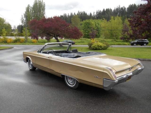 1967 Chrysler 300 Series convertible - photo 2