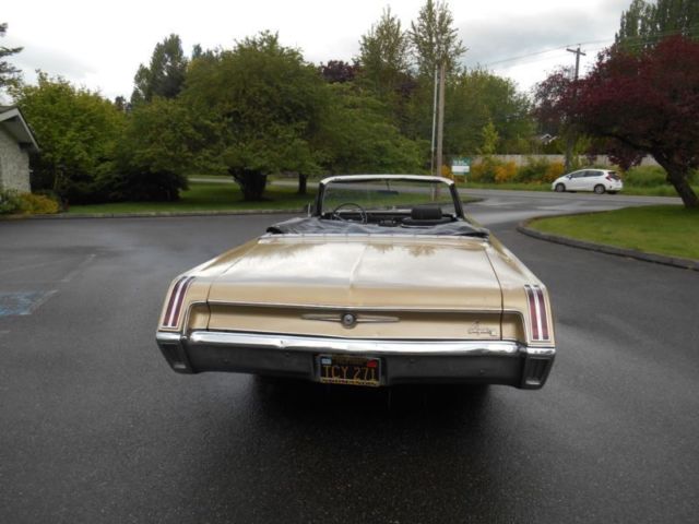1967 Chrysler 300 Series convertible - photo 6
