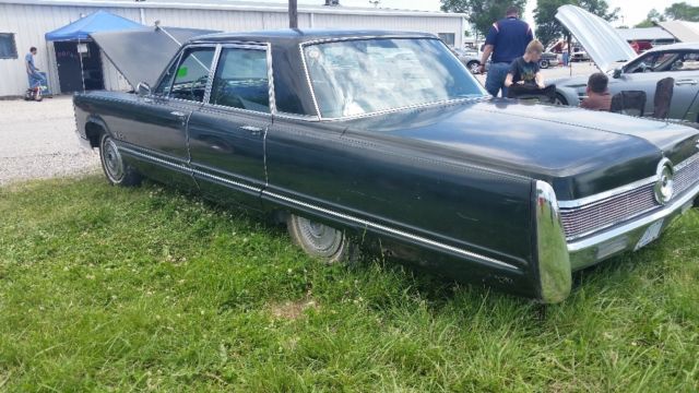 1967 Chrysler Imperial - photo 2