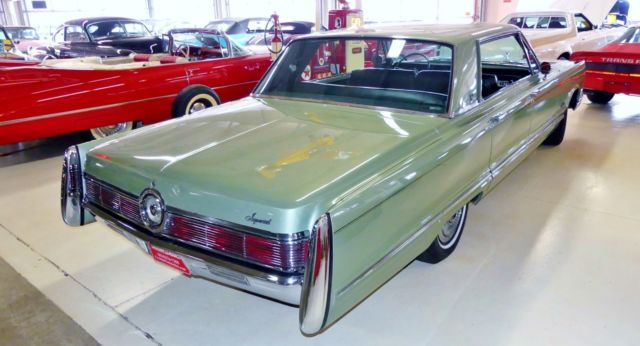 1967 Chrysler Imperial Crown - photo 10