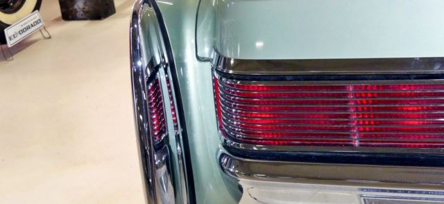 1967 Chrysler Imperial Crown - photo 11