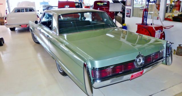 1967 Chrysler Imperial Crown - photo 9