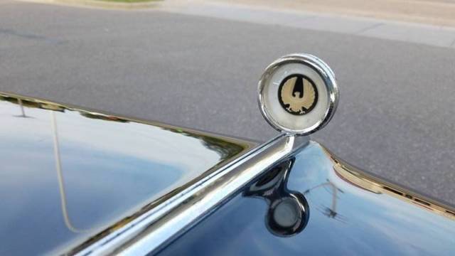 1967 Chrysler Imperial Crown - photo 3