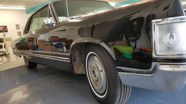 1967 Chrysler Imperial Crown - photo 7