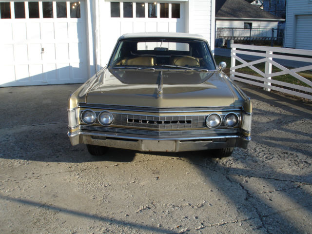 1967 Chrysler Imperial - photo 4