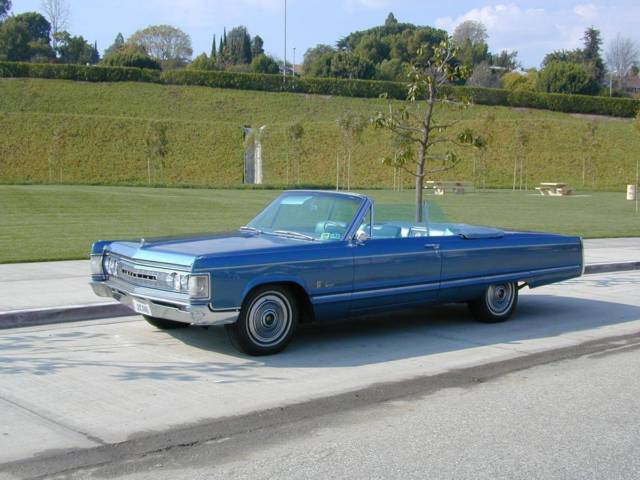 1967 Chrysler Imperial Crown