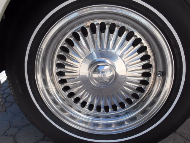 1967 Chrysler Imperial Crown Coupe - photo 10